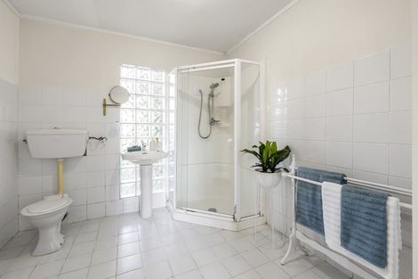 Photo of property in 7 Nihinihi Avenue, Raglan, 3225