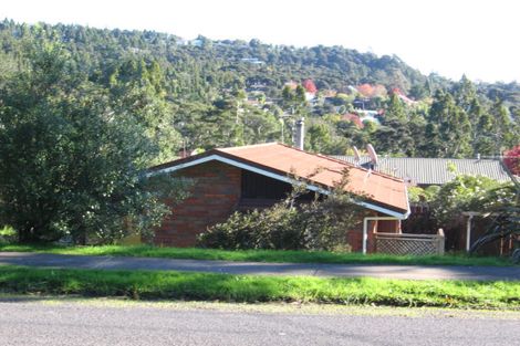 Photo of property in 3/77 Konini Road, Titirangi, Auckland, 0604