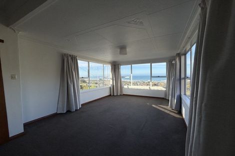 Photo of property in 26 Seaview Terrace, Kew, Dunedin, 9012