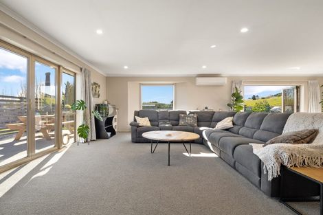 Photo of property in 23 Mallard Drive, Waihola, Outram, 9073