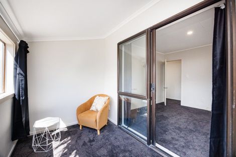 Photo of property in 4 Ngarimu Street, Roslyn, Palmerston North, 4414