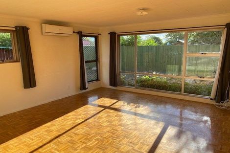 Photo of property in 2/48 Linwood Avenue, Linwood, Christchurch, 8011