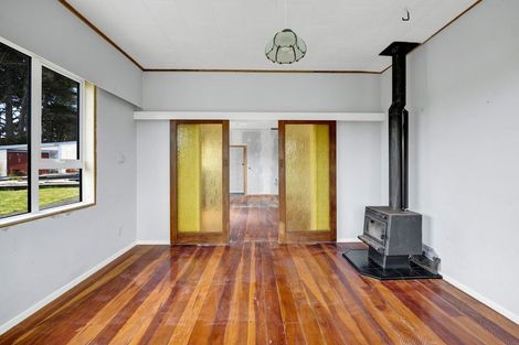 Photo of property in 45 Mcalpine Road, Hawera, 4672