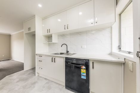 Photo of property in 28d James Road, Manurewa, Auckland, 2102