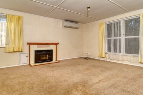Photo of property in 74 Lipscombe Crescent, Havelock North, 4130