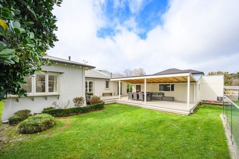 Photo of property in 30 Rangitane Street, Palmerston North, 4414