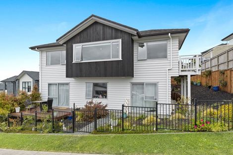 Photo of property in 60 Godfrey Drive, Orewa, 0931