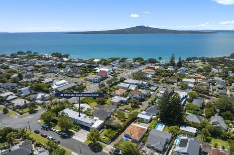Photo of property in 41 Old Lake Road, Narrow Neck, Auckland, 0624