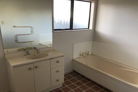 Photo of property in 8 Saint Pauls Court, Highbury, Palmerston North, 4412