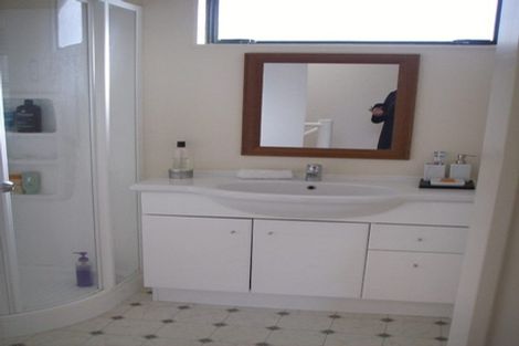 Photo of property in 2u1 Malcolm Lane, Thorndon, Wellington, 6011