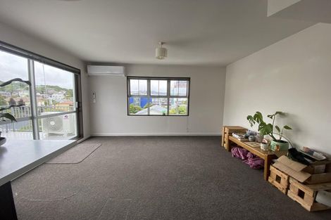 Photo of property in 8e Finlay Terrace, Mount Cook, Wellington, 6021