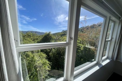 Photo of property in 55 Huntingdon Street, Northland, Wellington, 6012