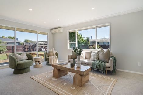 Photo of property in 447b Mairehau Road, Parklands, Christchurch, 8083