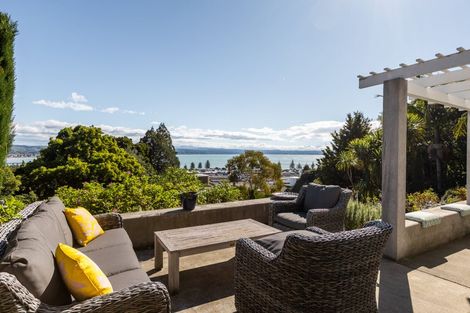 Photo of property in 28a George Street, Hospital Hill, Napier, 4110