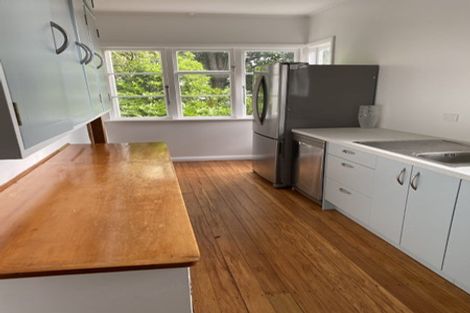 Photo of property in 16 Kaihuia Street, Northland, Wellington, 6012