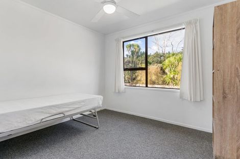 Photo of property in 19 Benita Place, Sunnyvale, Auckland, 0612