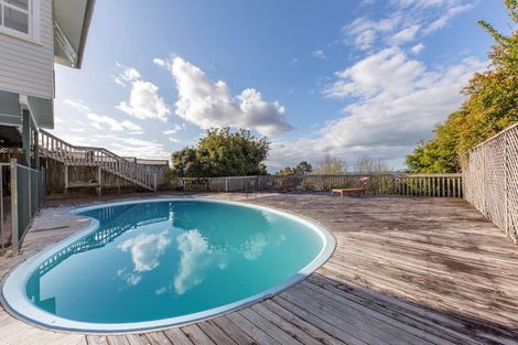 Photo of property in 80 Pleasant Road, Glen Eden, Auckland, 0602