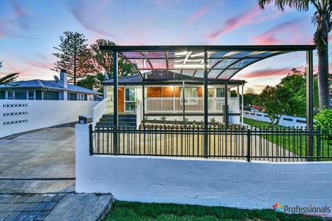 Photo of property in 27 Thompson Terrace, Manurewa, Auckland, 2102