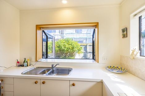 Photo of property in 1/56 Seaview Road, Paraparaumu Beach, Paraparaumu, 5032