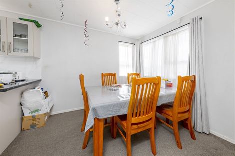 Photo of property in 24 Carter Place, Manurewa, Auckland, 2102