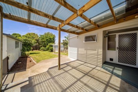 Photo of property in 20 Caledonia Street, Hawera, 4610