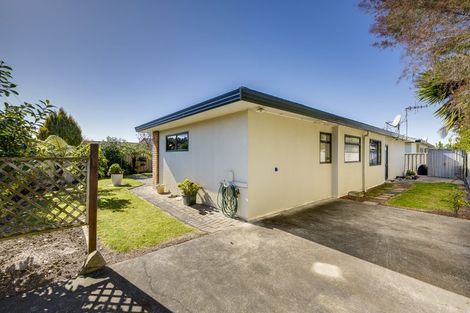 Photo of property in 35 Beaufort Place, Taradale, Napier, 4112