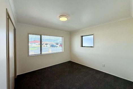 Photo of property in 21 Clemow Road, Fitzroy, New Plymouth, 4312
