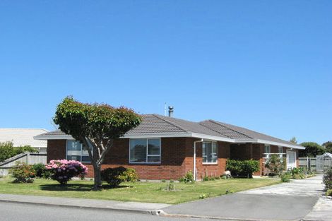 Photo of property in 3 Isaac Wilson Road, Kaiapoi, 7630