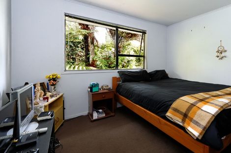 Photo of property in 40 Lemnos Place, Titirangi, Auckland, 0604