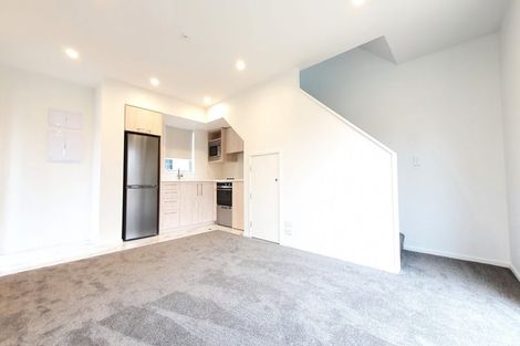 Photo of property in 4/318 Armagh Street, Christchurch Central, Christchurch, 8011