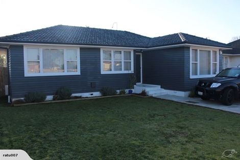 Photo of property in 29 Lavinia Crescent, Mangere East, Auckland, 2024