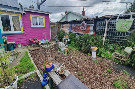 Photo of property in 9 Edward Street, Waimate, 7924