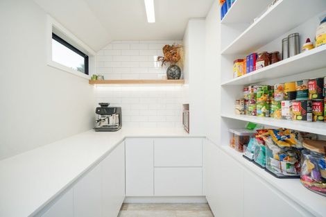 Photo of property in 18 Ruru Avenue, Otatara, Invercargill, 9879