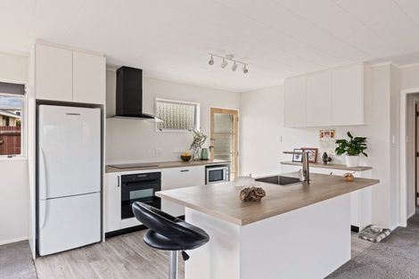 Photo of property in 3/166 Ngamotu Road, Spotswood, New Plymouth, 4310