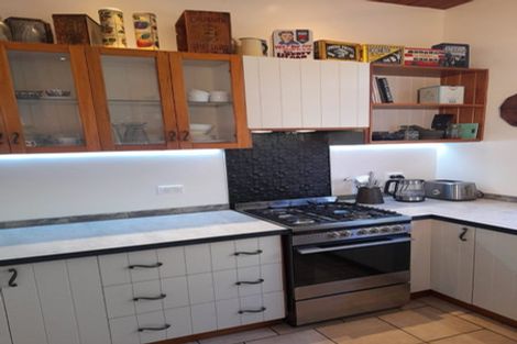 Photo of property in 25 Muhunoa West Road, Ohau, Levin, 5570