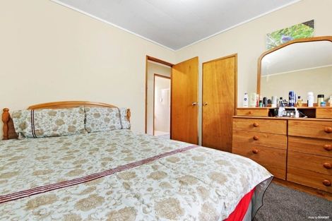 Photo of property in 51 Sikkim Crescent, Clover Park, Auckland, 2019
