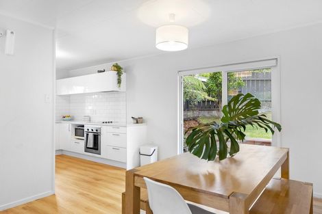Photo of property in 150 Seabrook Avenue, New Lynn, Auckland, 0600
