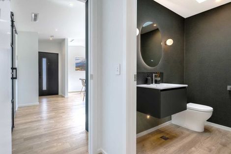 Photo of property in 39 Jack Hanley Drive, Jacks Point, Queenstown, 9371