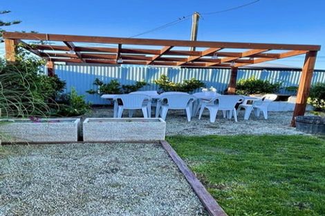 Photo of property in 16a Hall Place, Foxton Beach, Foxton, 4815