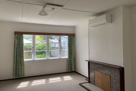 Photo of property in 32 Riley Crescent, Woolston, Christchurch, 8023