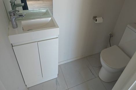 Photo of property in 4/16 William Roberts Road, Pakuranga, Auckland, 2010