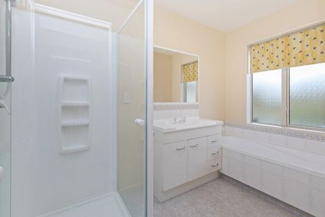 Photo of property in 27 Monaghan Street, Northwood, Christchurch, 8051