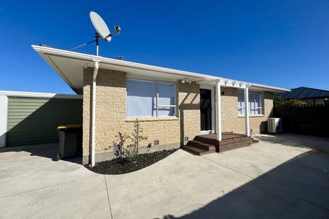 Photo of property in 35 Oldwood Street, Bishopdale, Christchurch, 8053