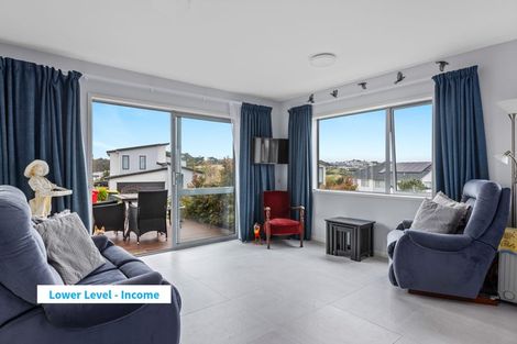 Photo of property in 60 Godfrey Drive, Orewa, 0931