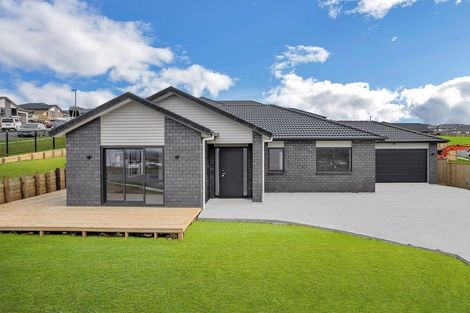Photo of property in 15 Piedmonte Avenue, Pokeno, 2402