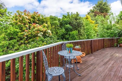 Photo of property in 18 Holland Grove, Richmond Heights, Taupo, 3330