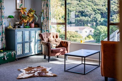 Photo of property in 49b Albatross Close, Whitby, Porirua, 5024