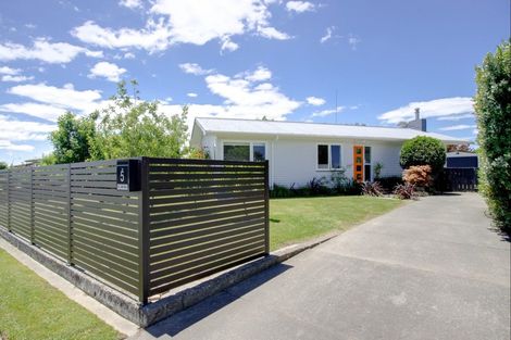 Photo of property in 5 Bennett Place, Onekawa, Napier, 4110