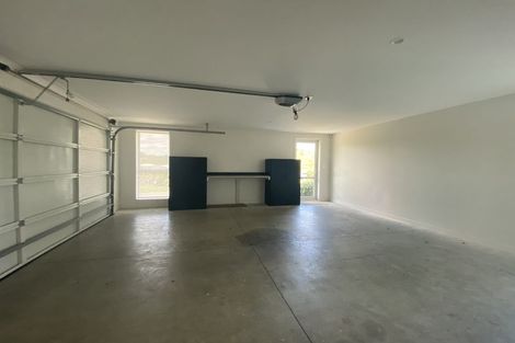 Photo of property in 24 Rochfort Crescent, Pyes Pa, Tauranga, 3112