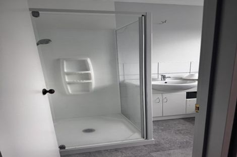 Photo of property in 2a Hilton Grove, Kelvin Grove, Palmerston North, 4414